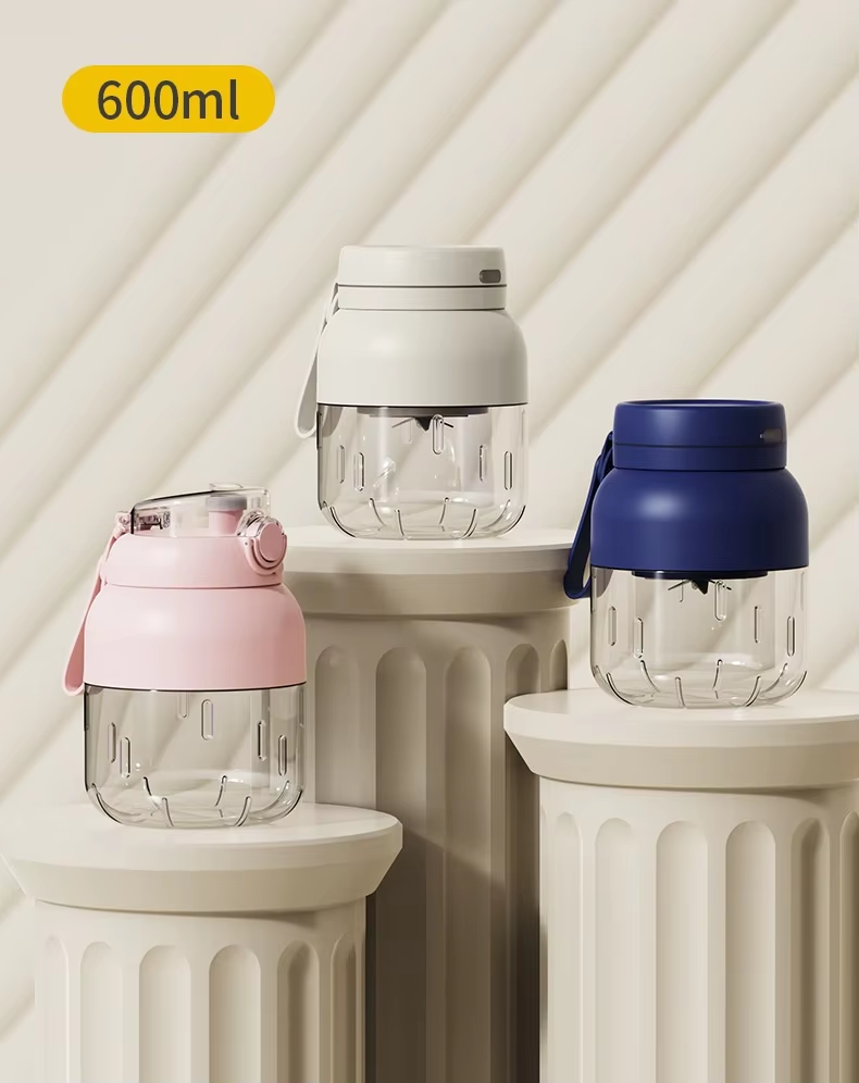 600ML/1200ML Rechargeable Portable Juicer Blender Freshly Squeezed Juice Mixer Personal Safety 10 Blades Mini Juicer